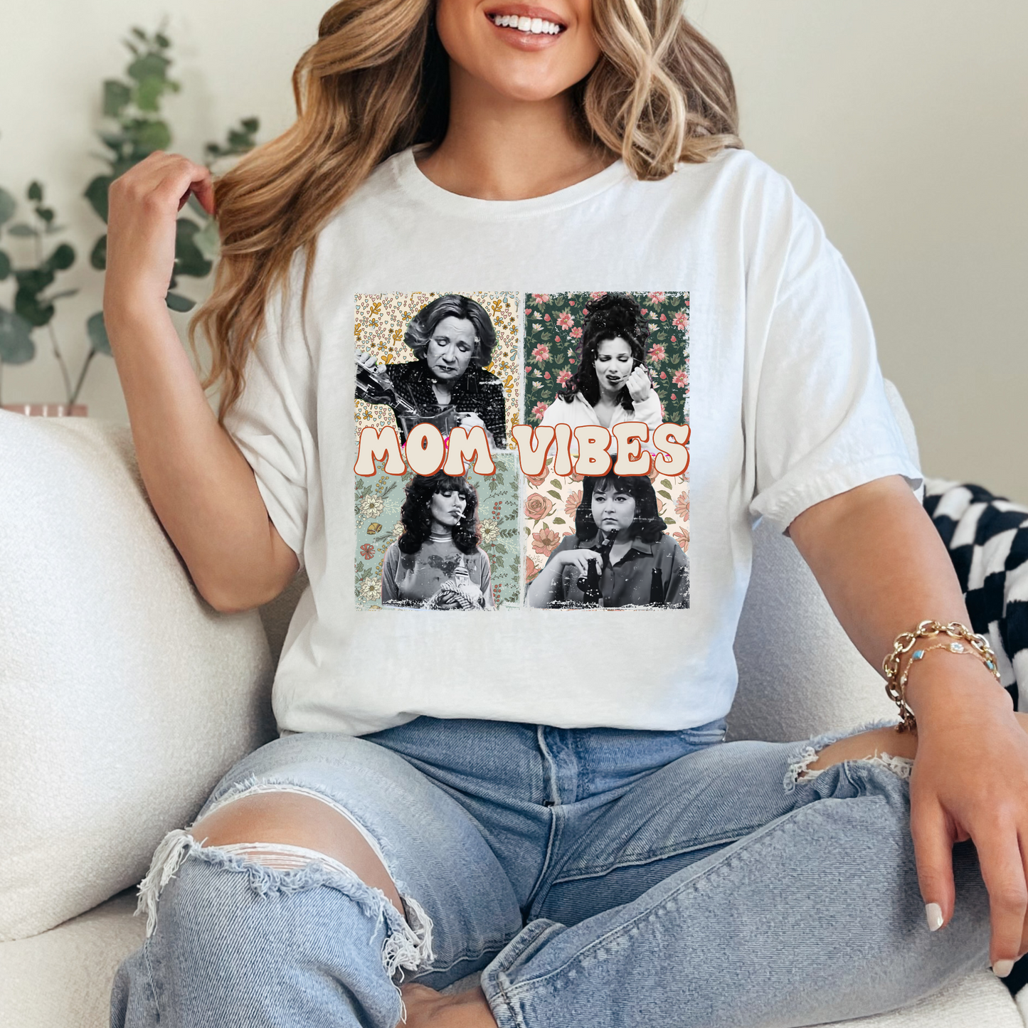 Mom Vibes Tee
