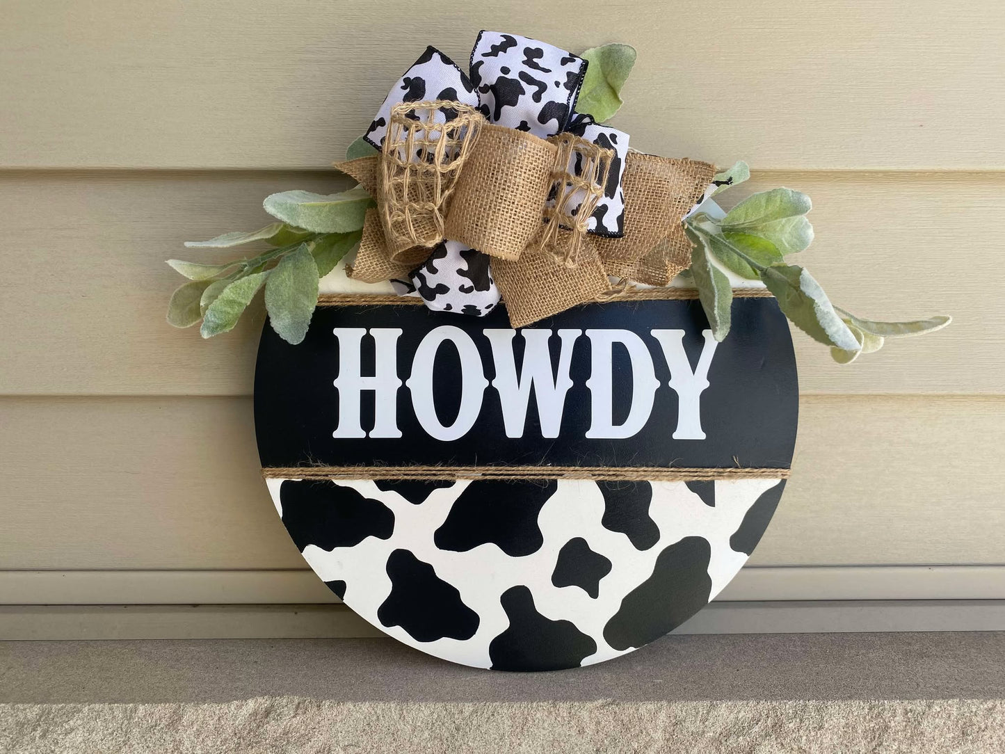 Howdy Door Hanger